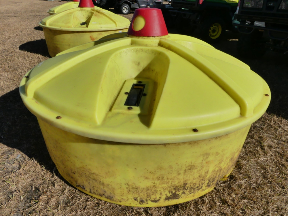 MOLASSES LICK TANK DeMott Auction