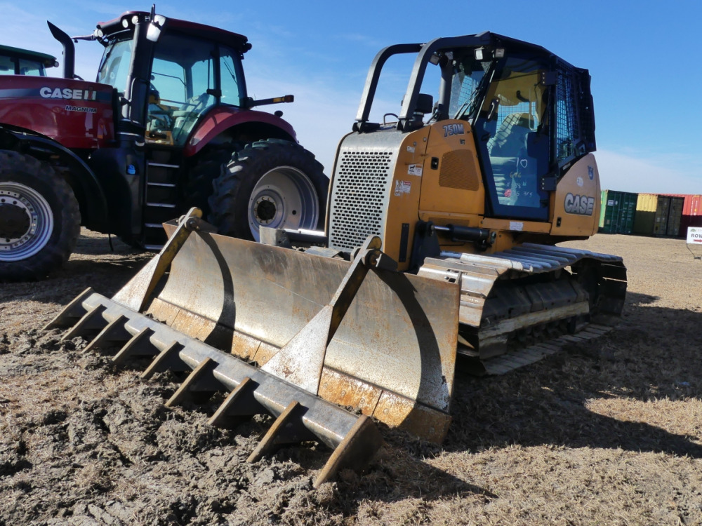 #646 - 2017 CASE 750M WT DOZER | DeMott Auction