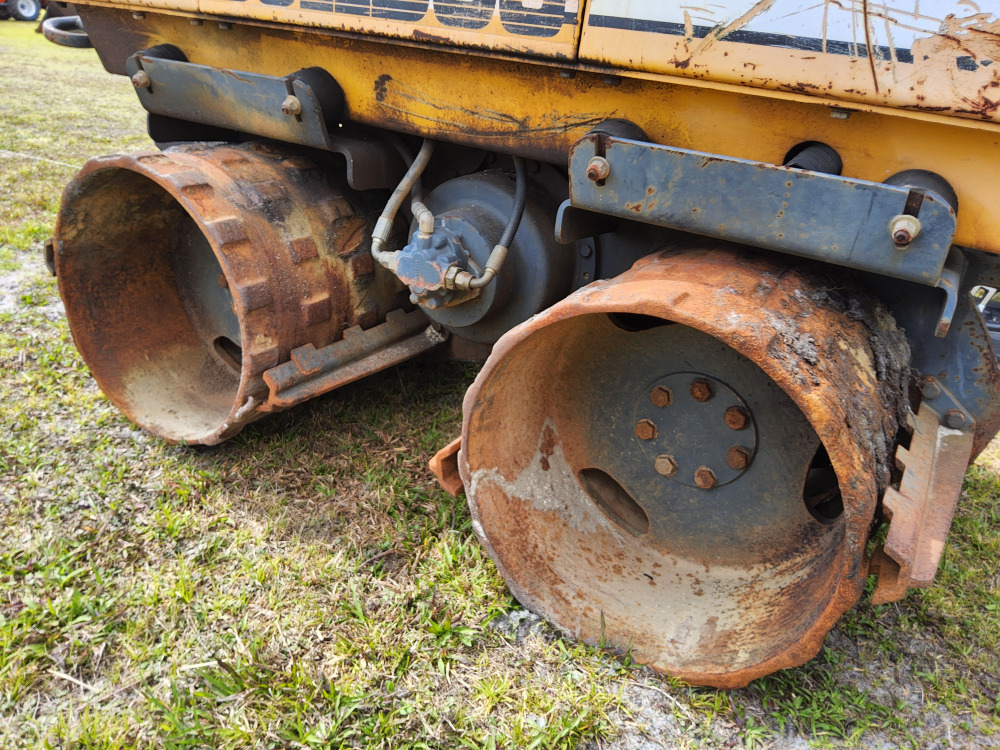 #504A - Stone Bulldog Compactor | DeMott Auction