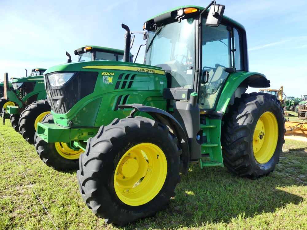 #688 - 2019 John Deere 6120M | DeMott Auction