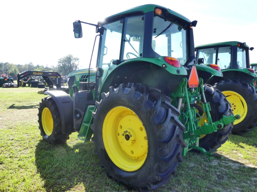 688 2019 John Deere 6120M DeMott Auction