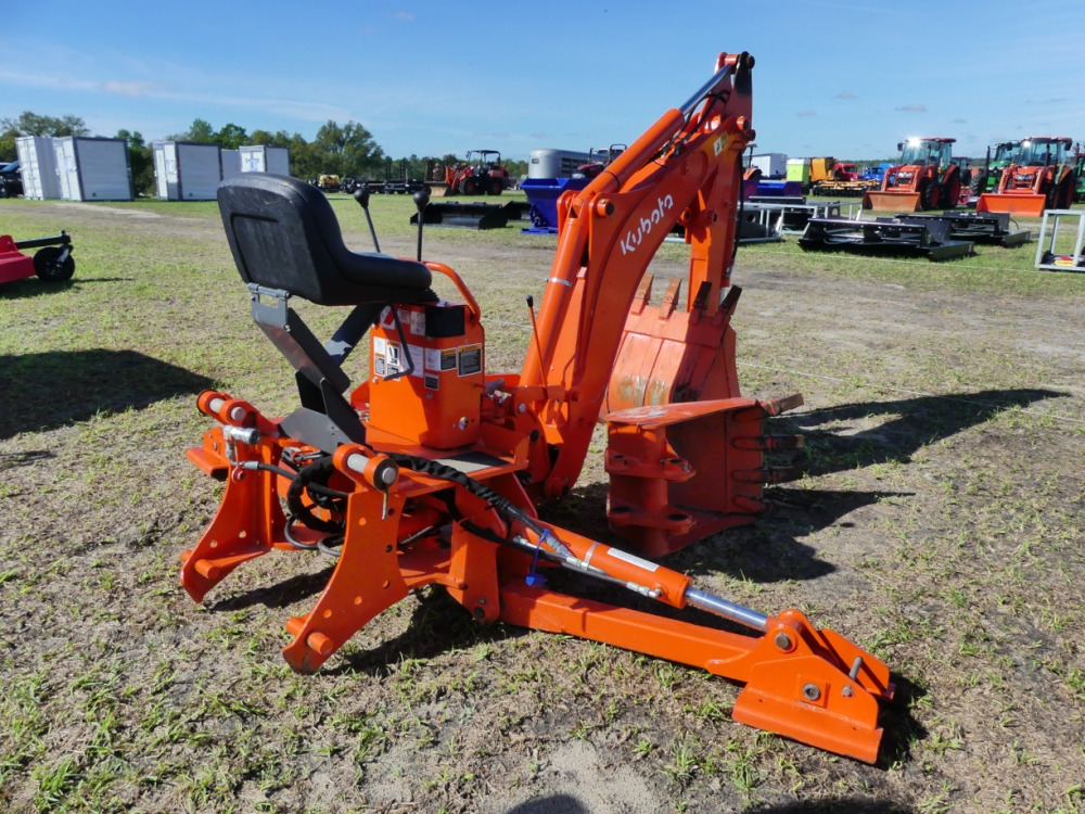 467A Kubota BH92 Backhoe Attachment DeMott Auction