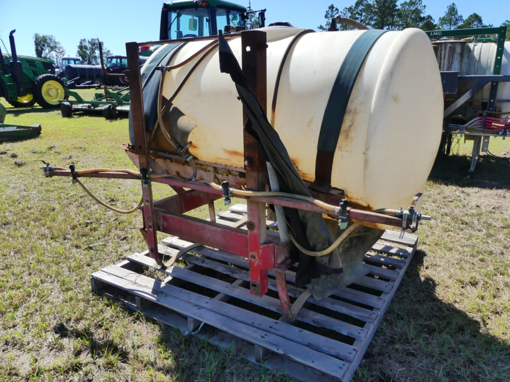 #506 - 3PT 300 GALLON SPRAY RIG | DeMott Auction