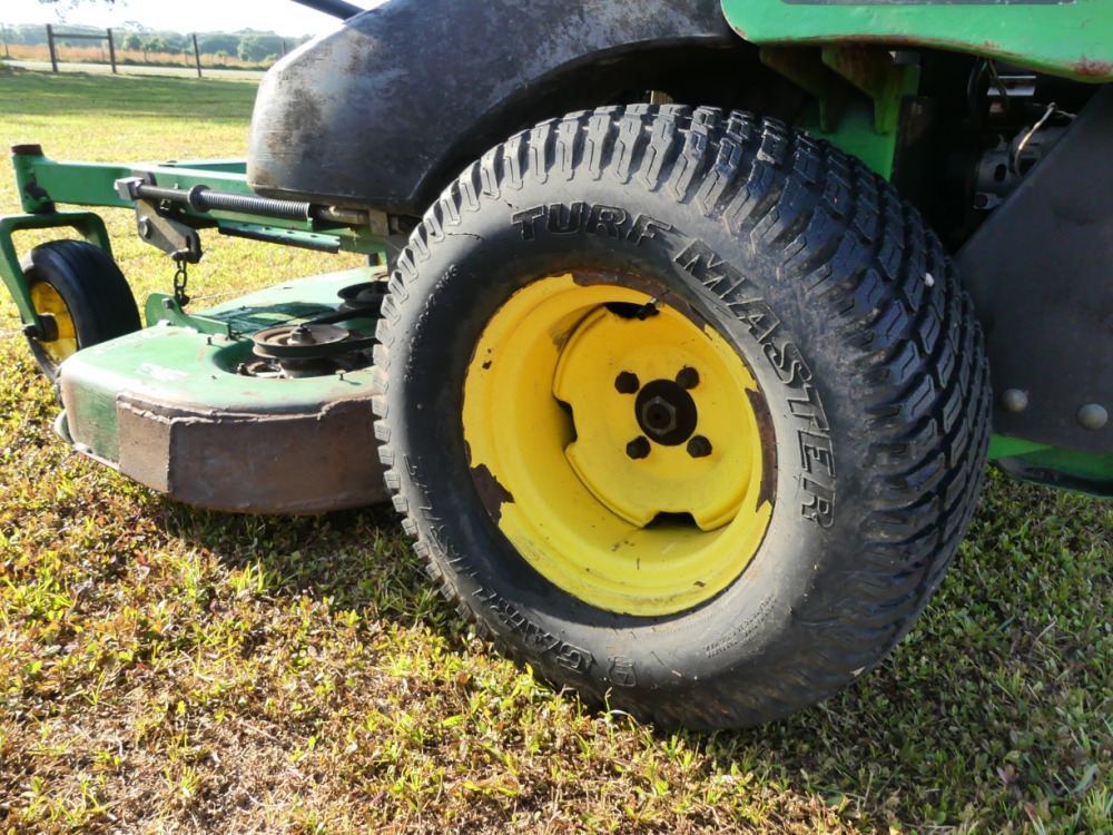 #415 - John Deere 757 ZTRAK | DeMott Auction