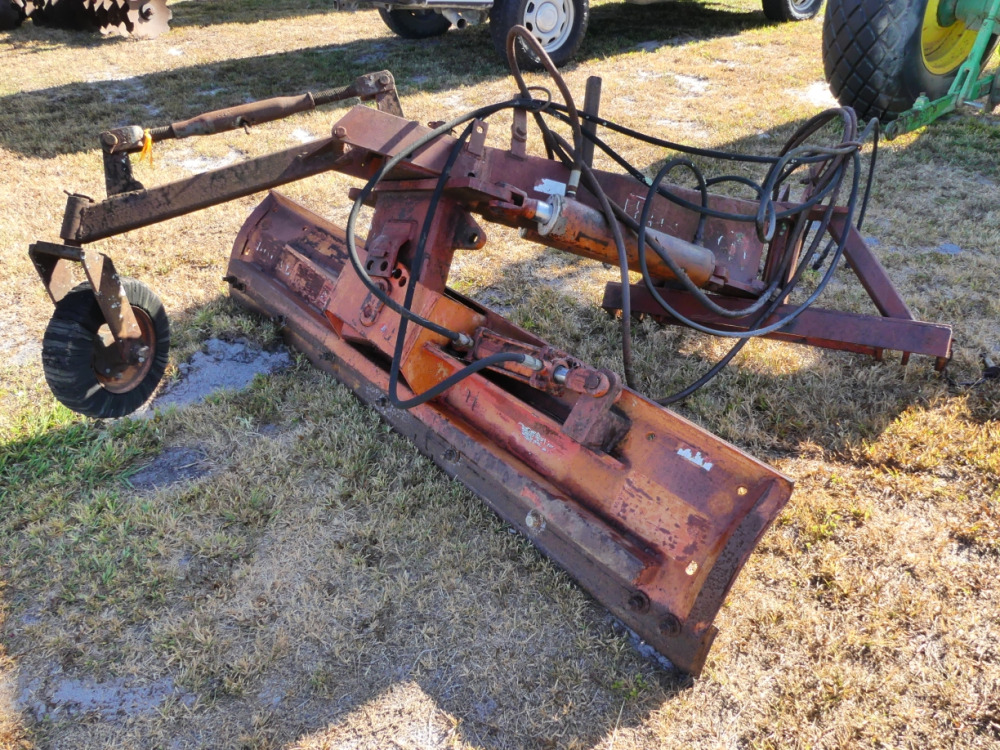 #713 - Rhino R950 | DeMott Auction