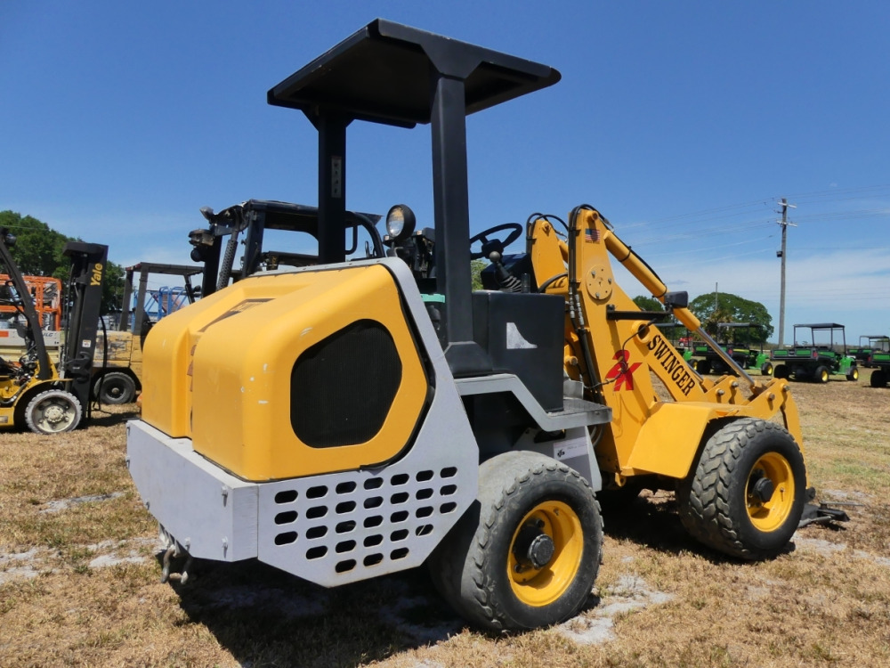 #684 - 2012 Swinger 2K Wheel Loader | DeMott Auction