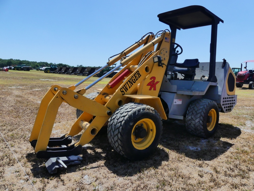 #684 - 2012 Swinger 2K Wheel Loader | DeMott Auction