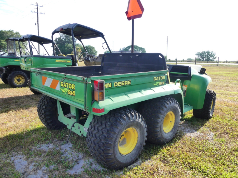 #464 - 2001 John Deere 6X4 | DeMott Auction