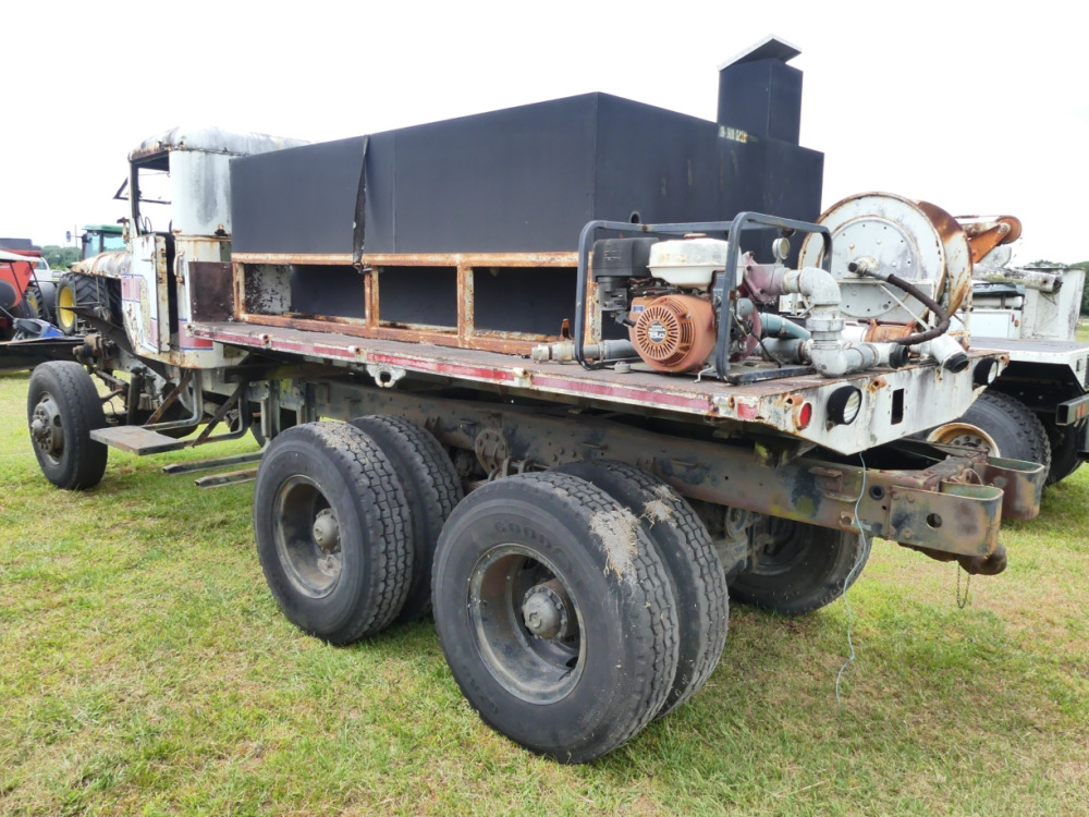 #1039 - 1970 Military 5 Ton LMTV | DeMott Auction