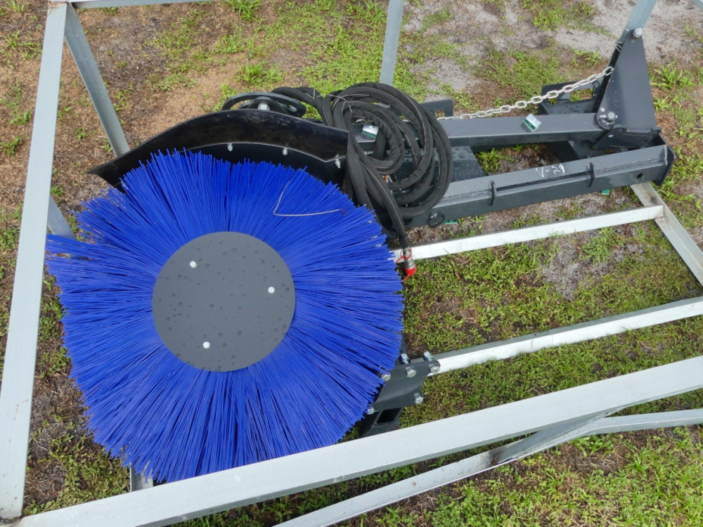 Quick Attach Sweeper #840 - Wolverine Quick Attach Angle Sweeper | DeMott Auction