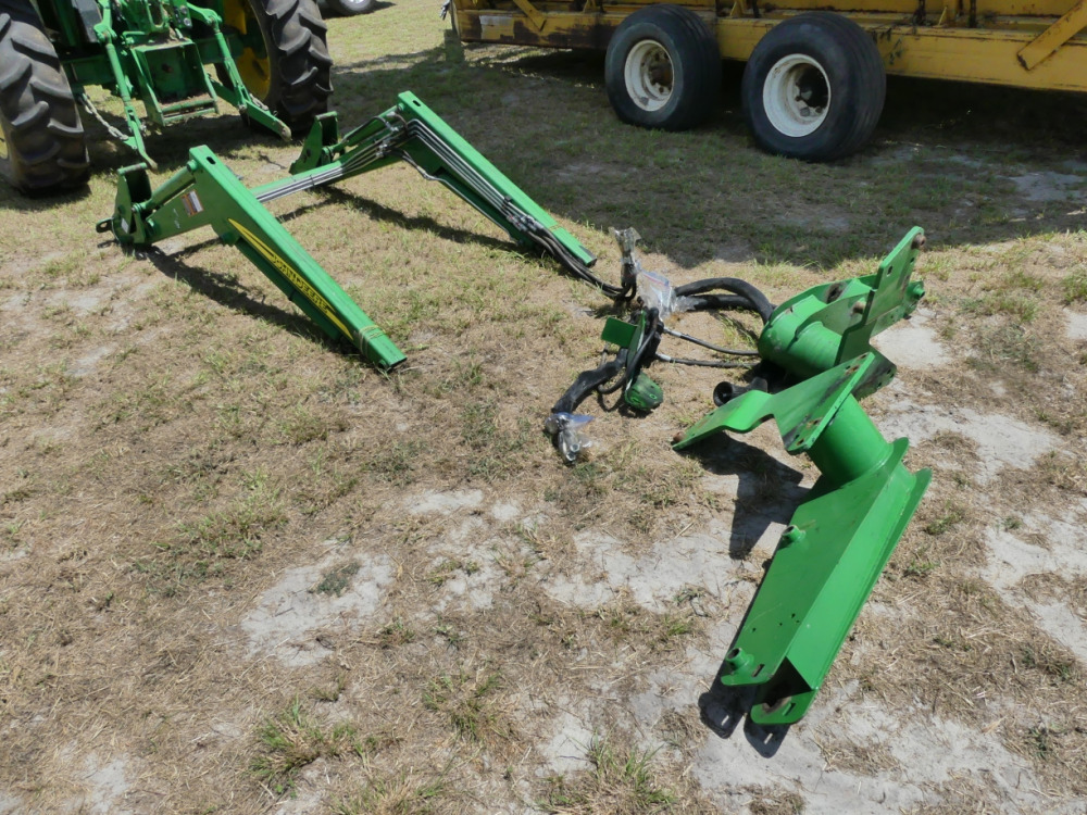 #625A - John Deere 512 Loader | DeMott Auction
