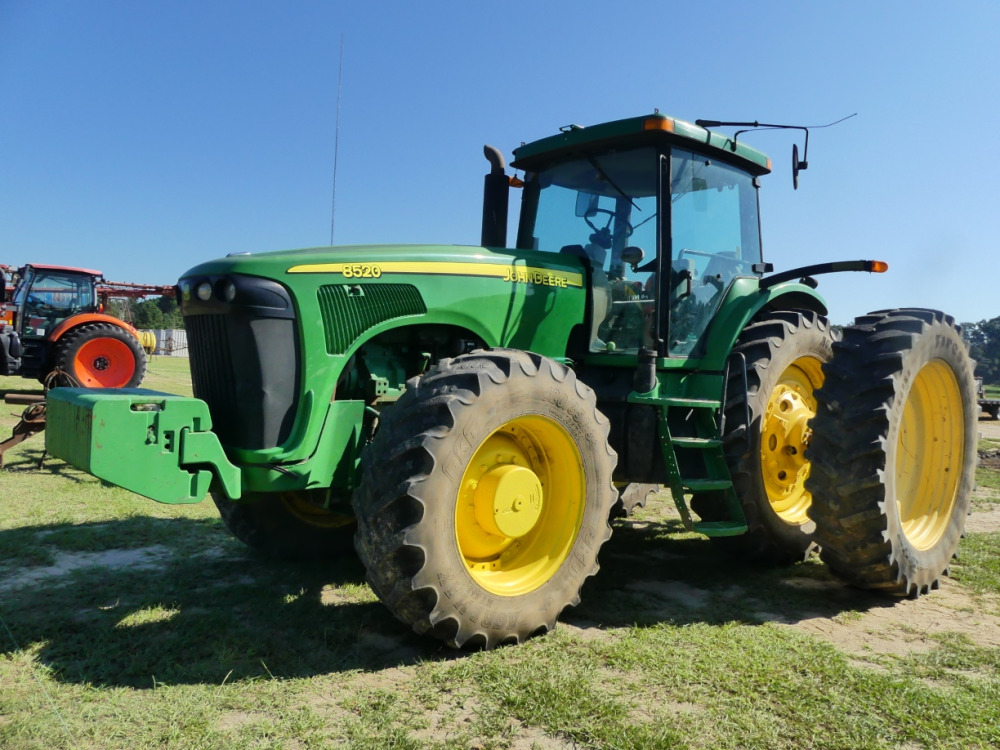#370 - 2003 John Deere 8520 | DeMott Auction