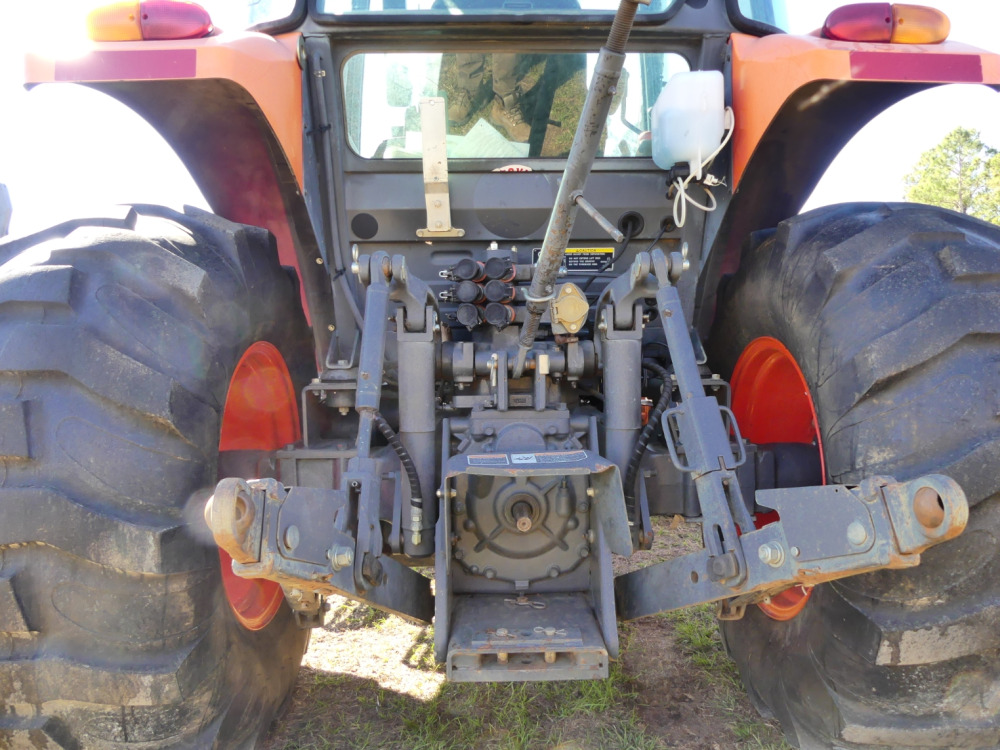 M8540 Rear End #461 - 2011 KUBOTA M8540 | DeMott Auction