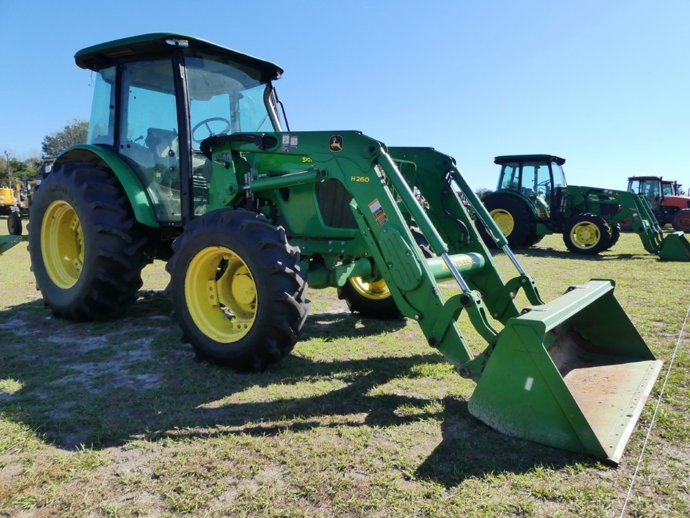 #1299 - 2013 John Deere 5101E | DeMott Auction