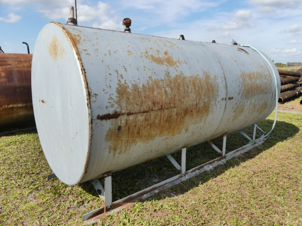 617 500 GAL FUEL TANK DeMott Auction