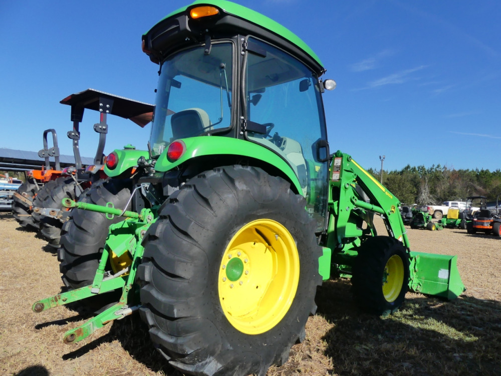 244 2021 JOHN DEERE 4052R DeMott Auction