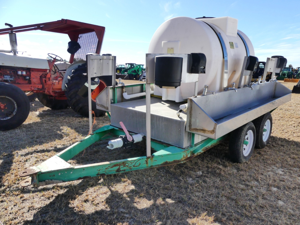 500 Gallon Field Wash Station DeMott Auction
