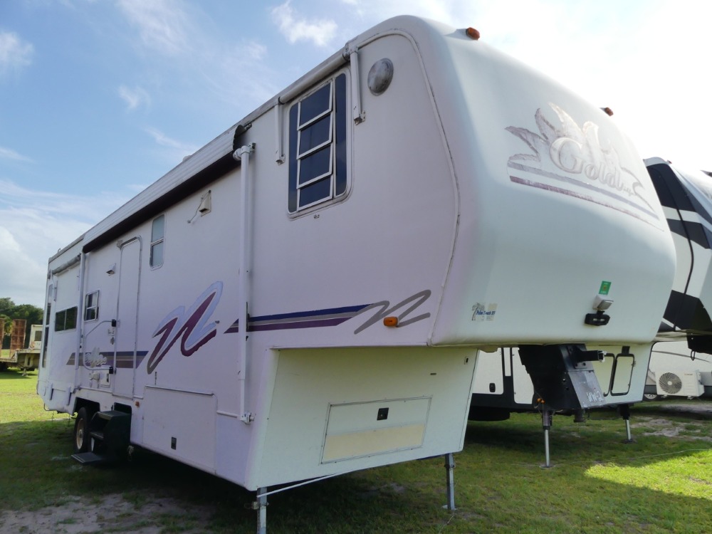 #2175 - 2000 Alfa Gold GF34RLT Fifth Wheel | DeMott Auction