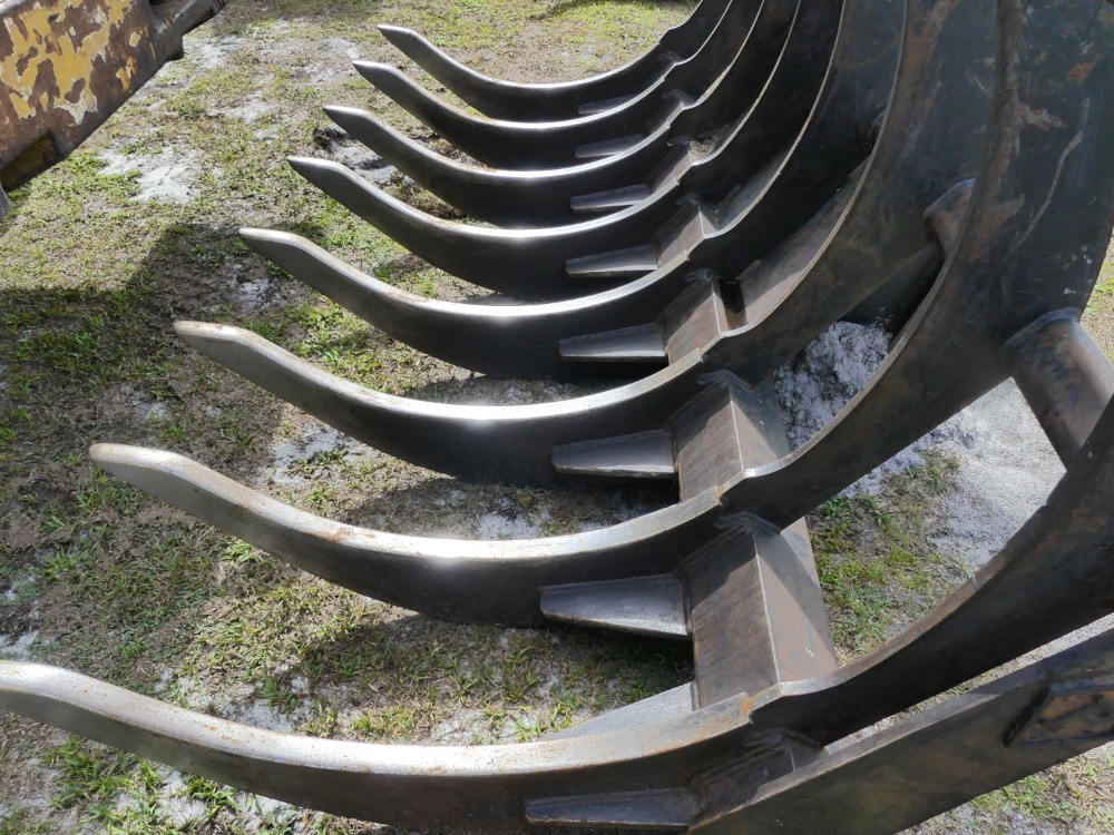 #1200A - Permberton 9' Stacking Rake | DeMott Auction