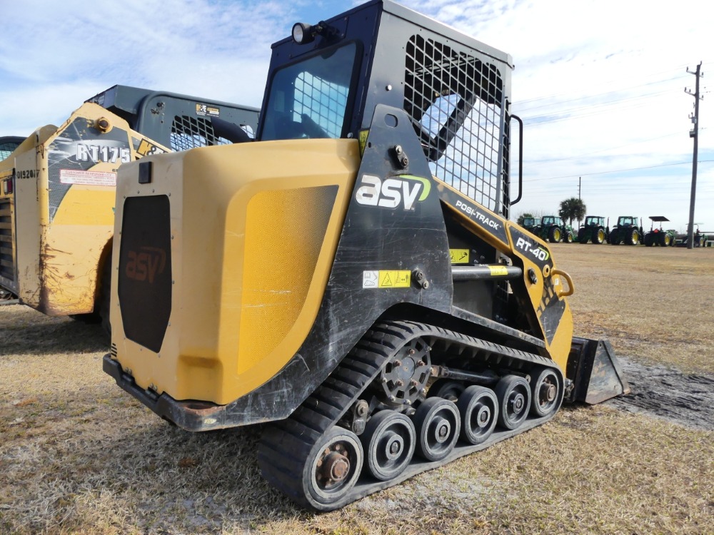 #1221 - 2020 ASV Posi-Track RT-40 | DeMott Auction