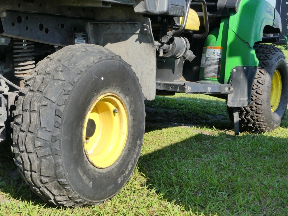 #2102 - 2018 John Deere HPX 615E | DeMott Auction