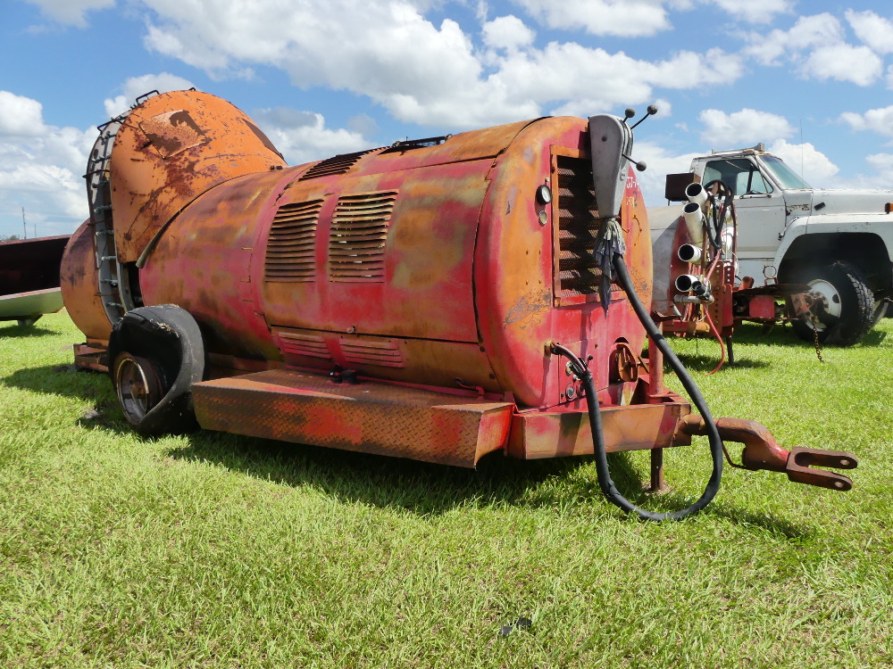#2531 - FMC 757 Sprayer | DeMott Auction