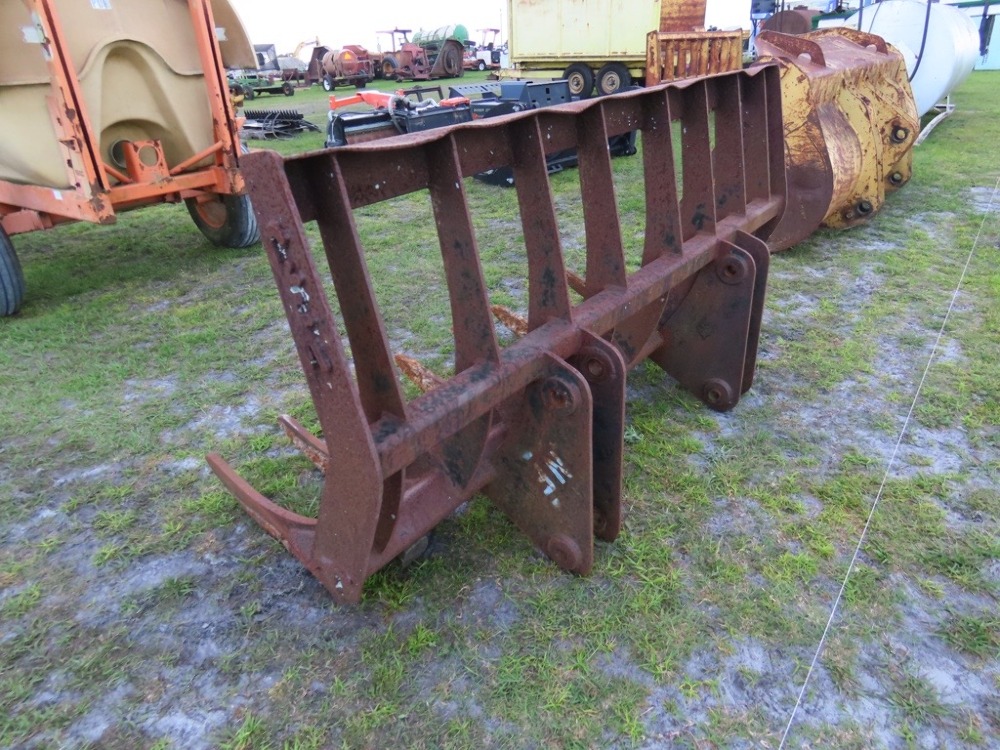 #2455 - 7' Stacking Rake | DeMott Auction