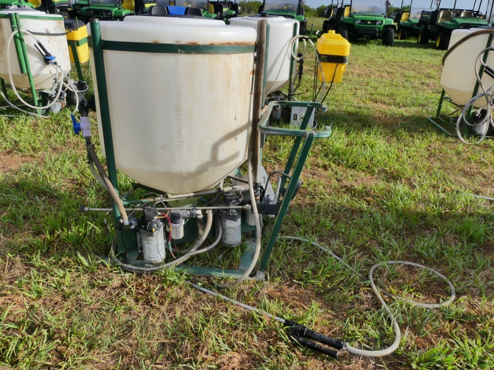 #75 - Chemical Containers 35 Gal Spray Rig | DeMott Auction