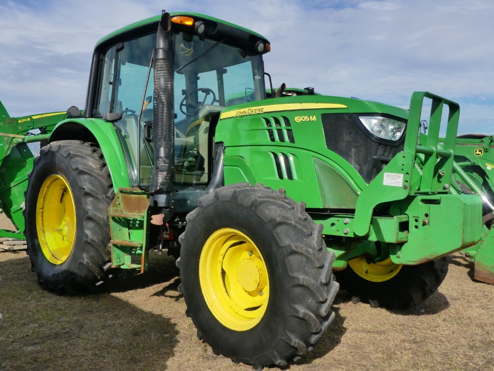 #1281 - 2015 John Deere 6105M | DeMott Auction