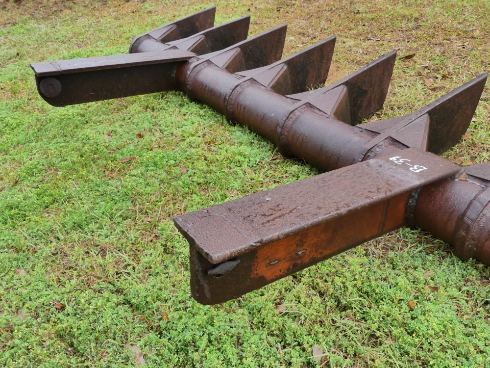 #465A - 8' Root Rake | DeMott Auction