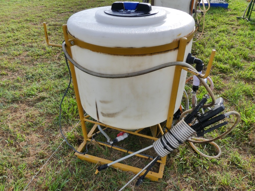 #65 - Chemical Containers 35 Gal Spray Rig | DeMott Auction