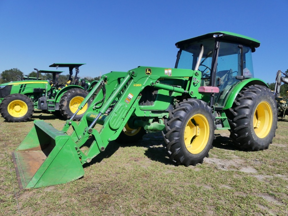 #1299 - 2013 John Deere 5101E | DeMott Auction