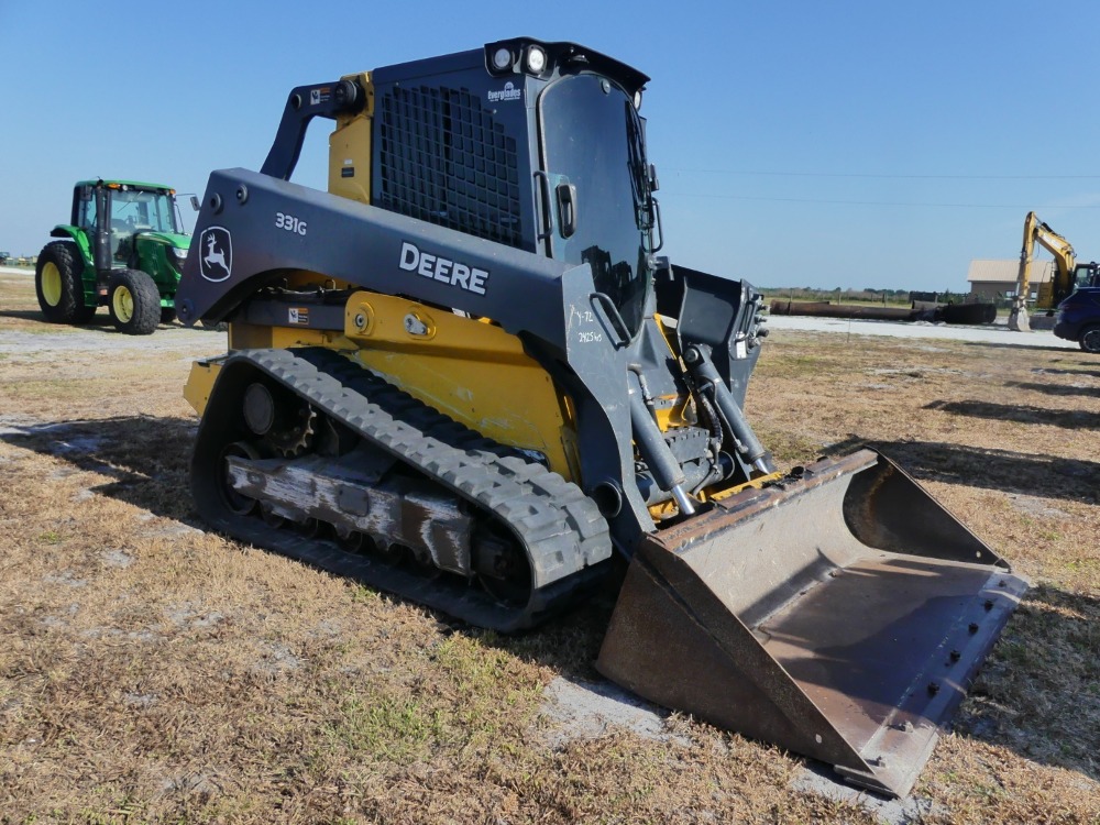 #1236 - 2022 Deere 331G | DeMott Auction